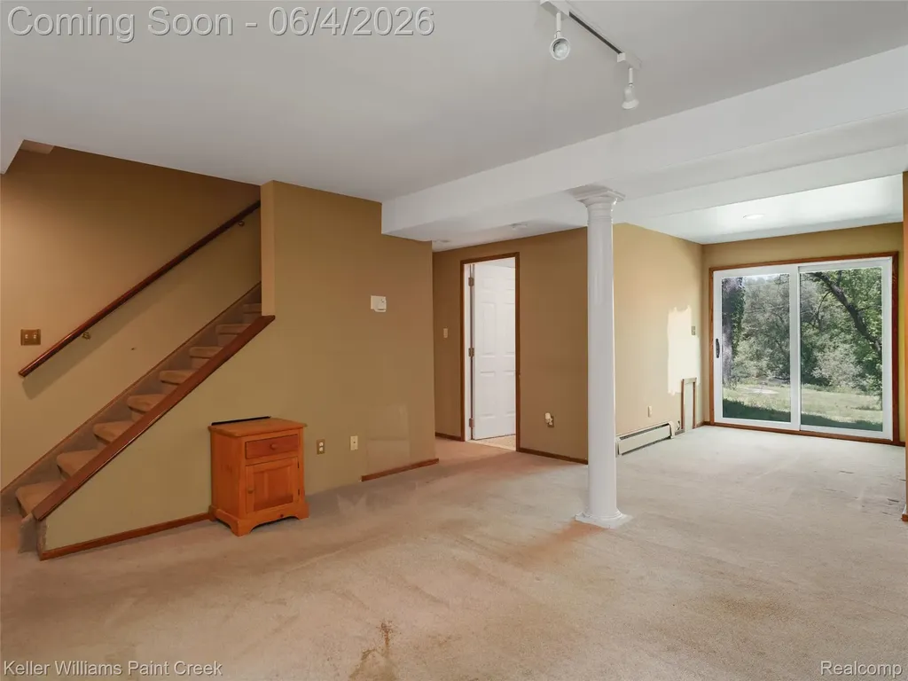 1150 N Livernois Road Rochester Hills City MI 48306