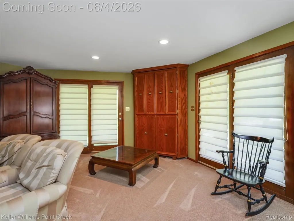 1150 N Livernois Road Rochester Hills City MI 48306