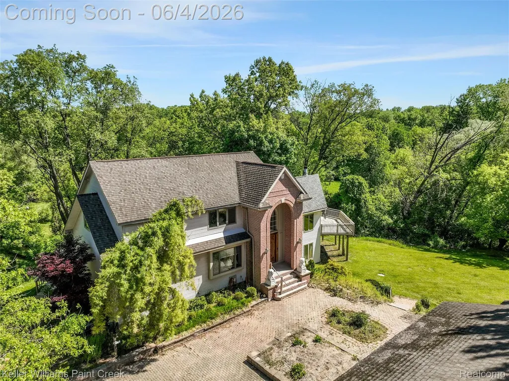 1150 N Livernois Road Rochester Hills City MI 48306