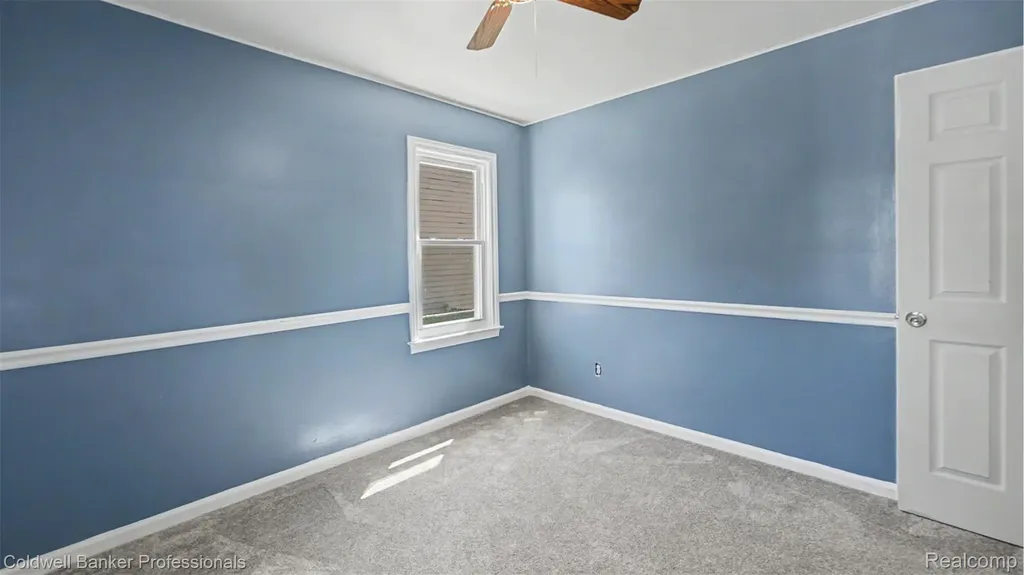 23836 Rosalind Avenue Eastpointe City MI 48021