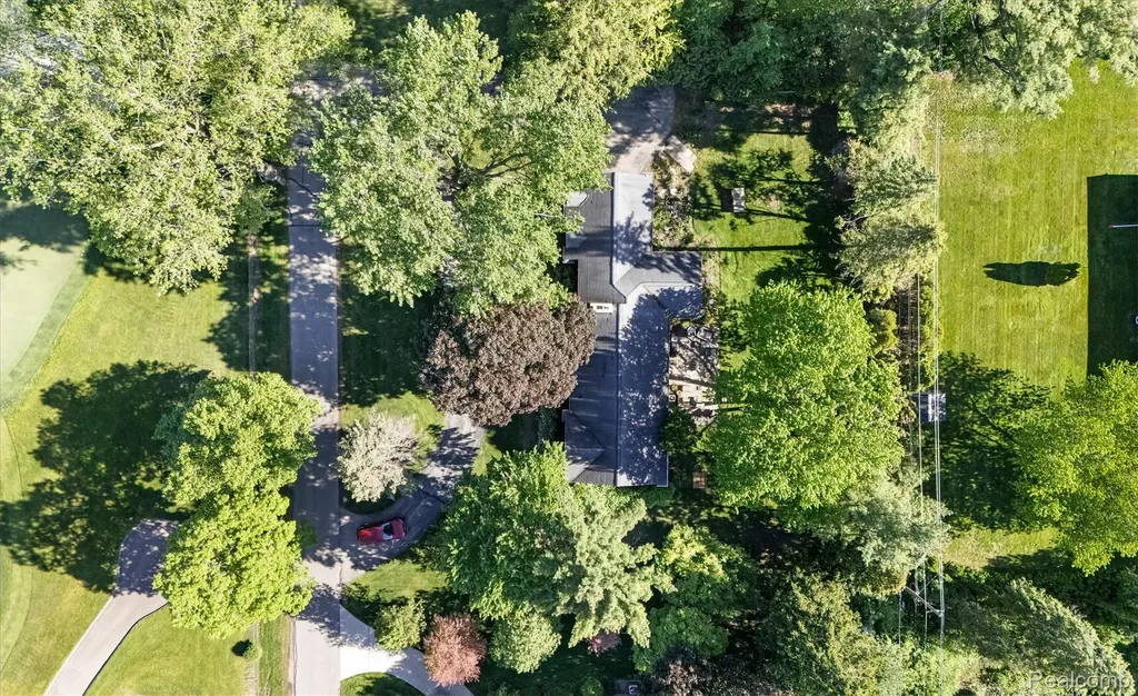 6121 Golfview Drive Bloomfield Hills City MI 48301