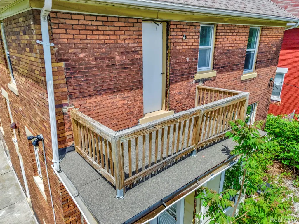 216 Holbrook Street Detroit City MI 48202