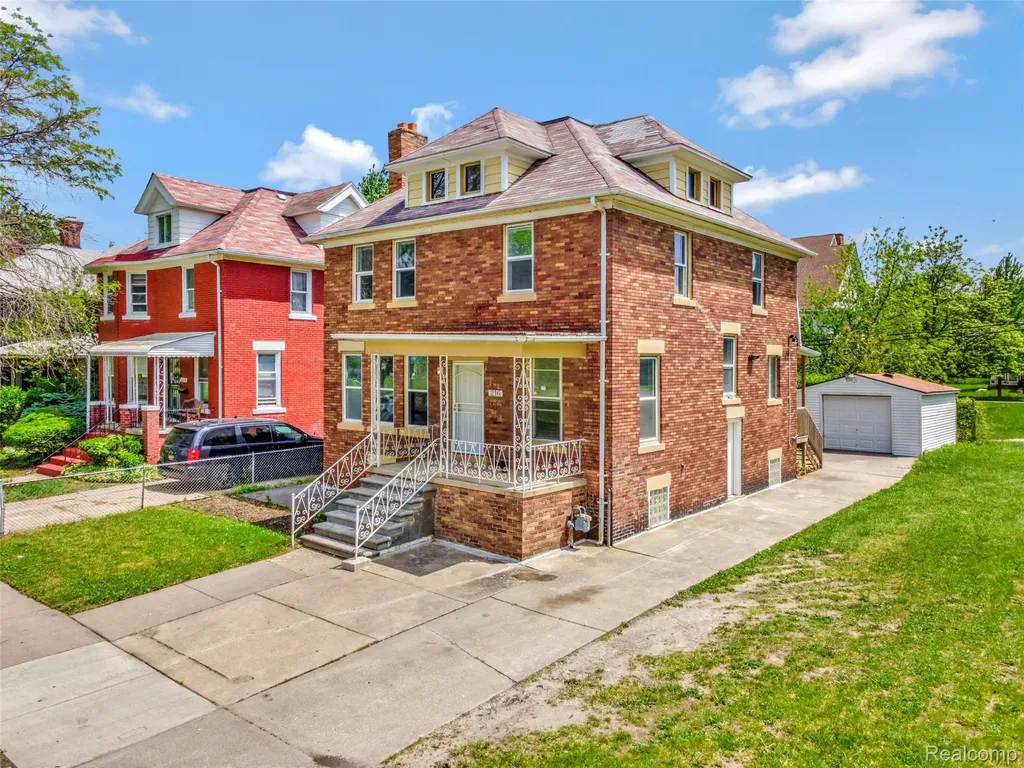 216 Holbrook Street Detroit City MI 48202