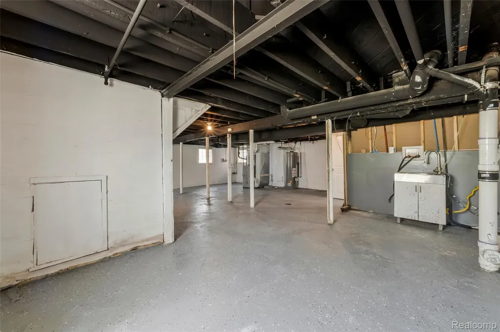 216 Holbrook Street Detroit City MI 48202