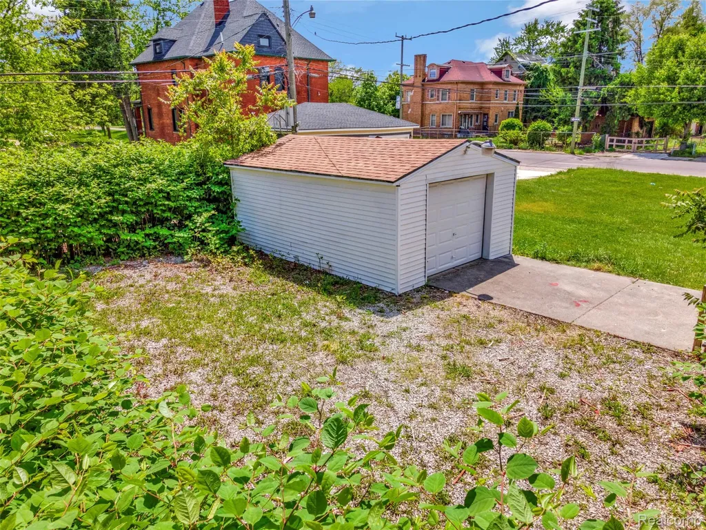 216 Holbrook Street Detroit City MI 48202