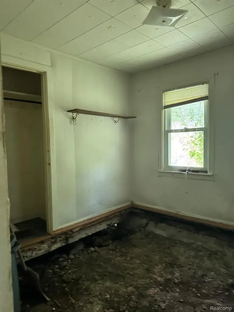 2609 Bertha Avenue Flint Charter Township MI 48504