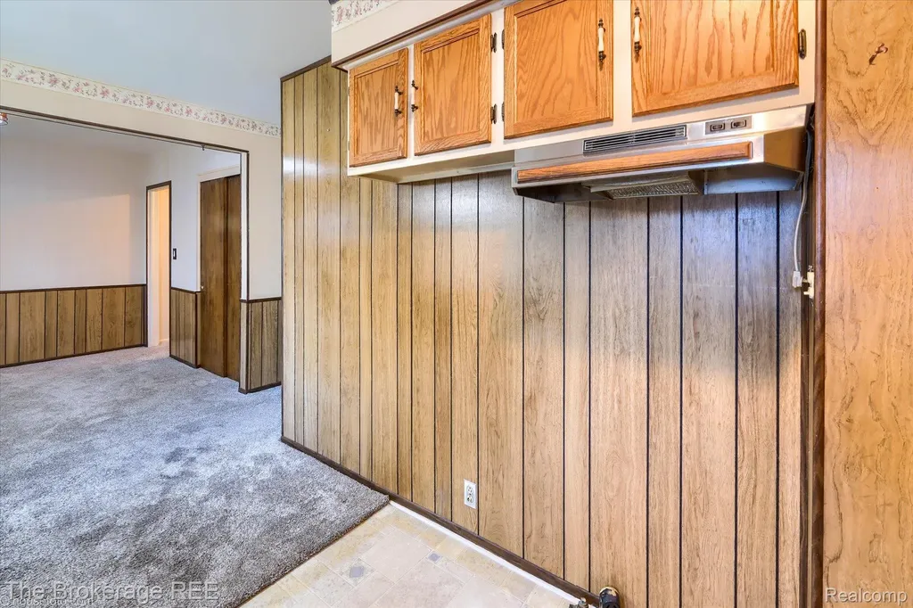 2822 Epsilon Trail Flint City MI 48506