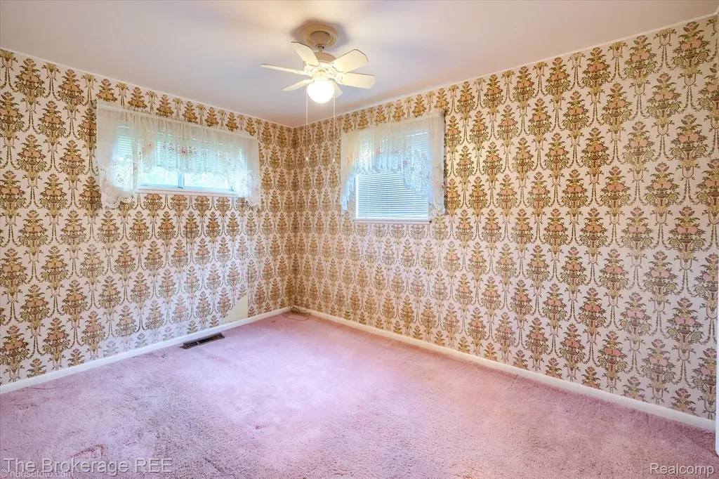 2822 Epsilon Trail Flint City MI 48506