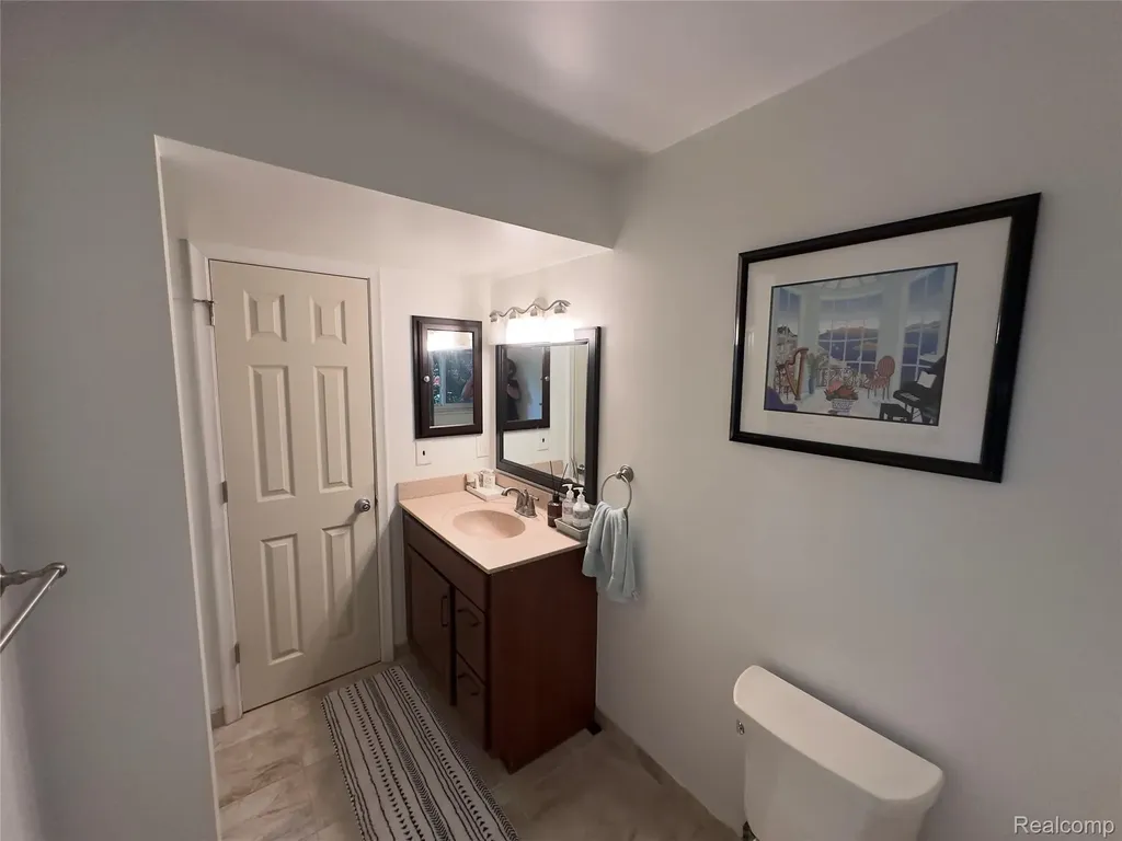 3757 Oxley Drive Troy City MI 48083