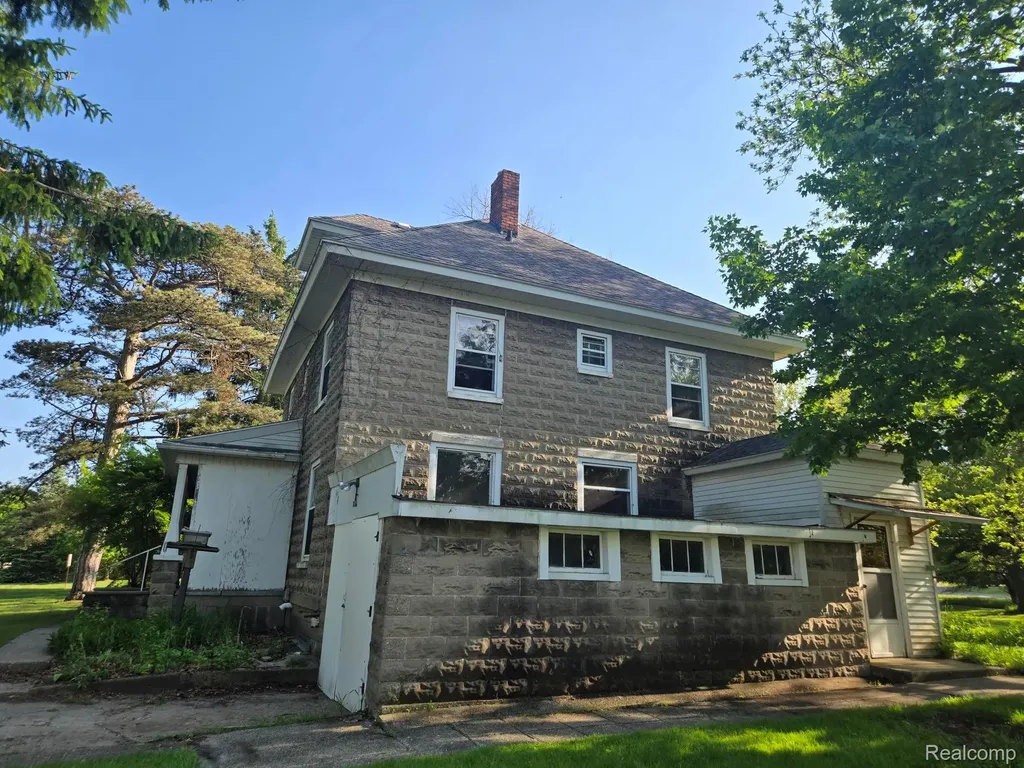 812 Academy Road Holly Township MI 48442