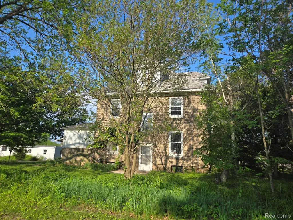 812 Academy Road Holly Township MI 48442