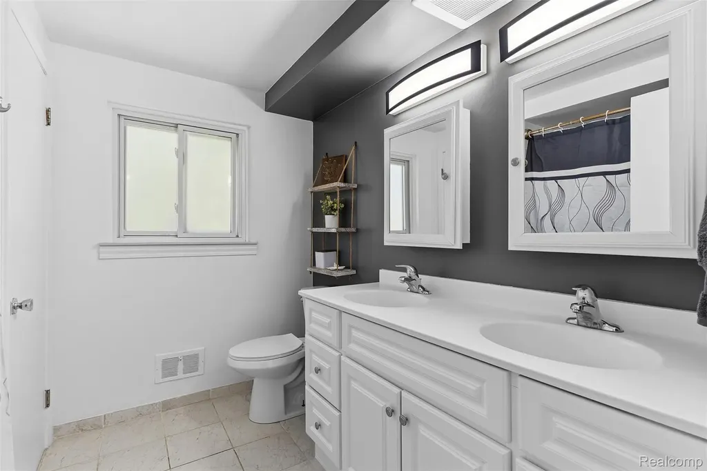 4410 Wickfield Drive Flint Charter Township MI 48507