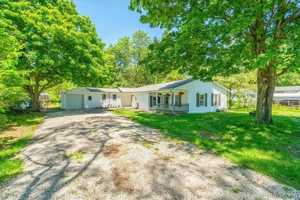 40036 E Huron River Drive Van Buren Charter Township MI 48111