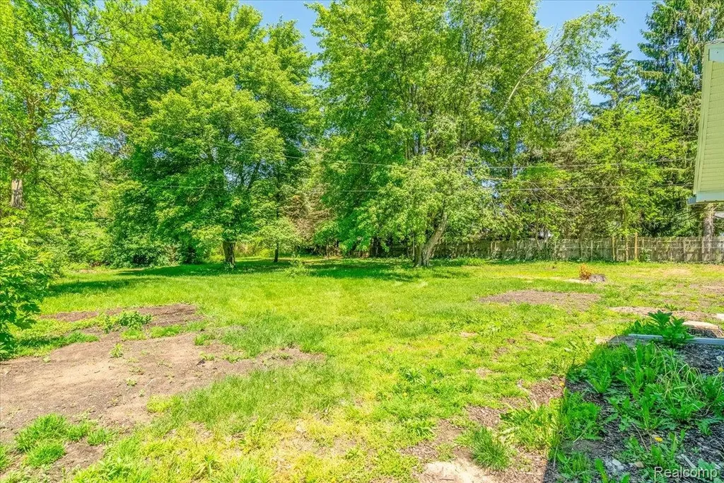 40036 E Huron River Drive Van Buren Charter Township MI 48111