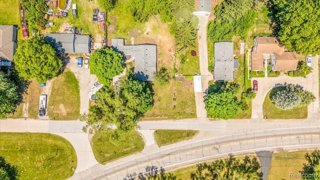 40036 E Huron River Drive Van Buren Charter Township MI 48111