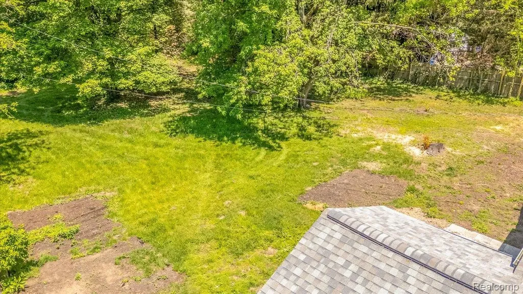 40036 E Huron River Drive Van Buren Charter Township MI 48111