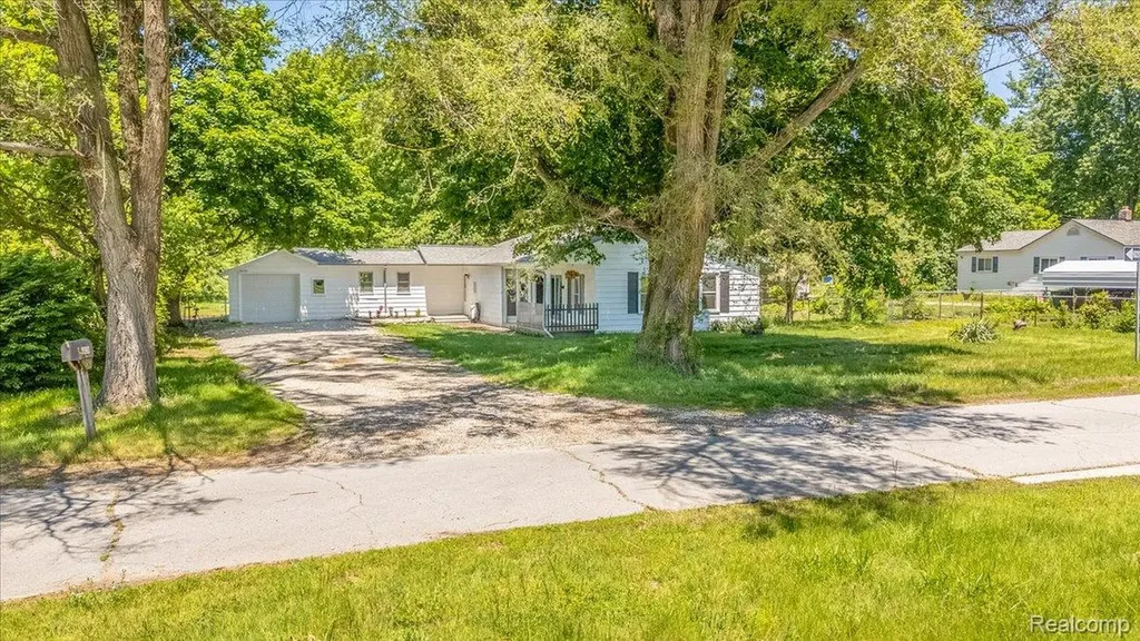 40036 E Huron River Drive Van Buren Charter Township MI 48111