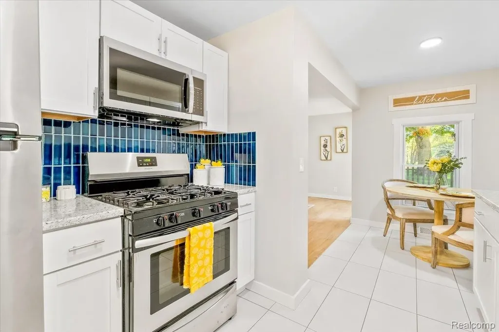 40036 E Huron River Drive Van Buren Charter Township MI 48111