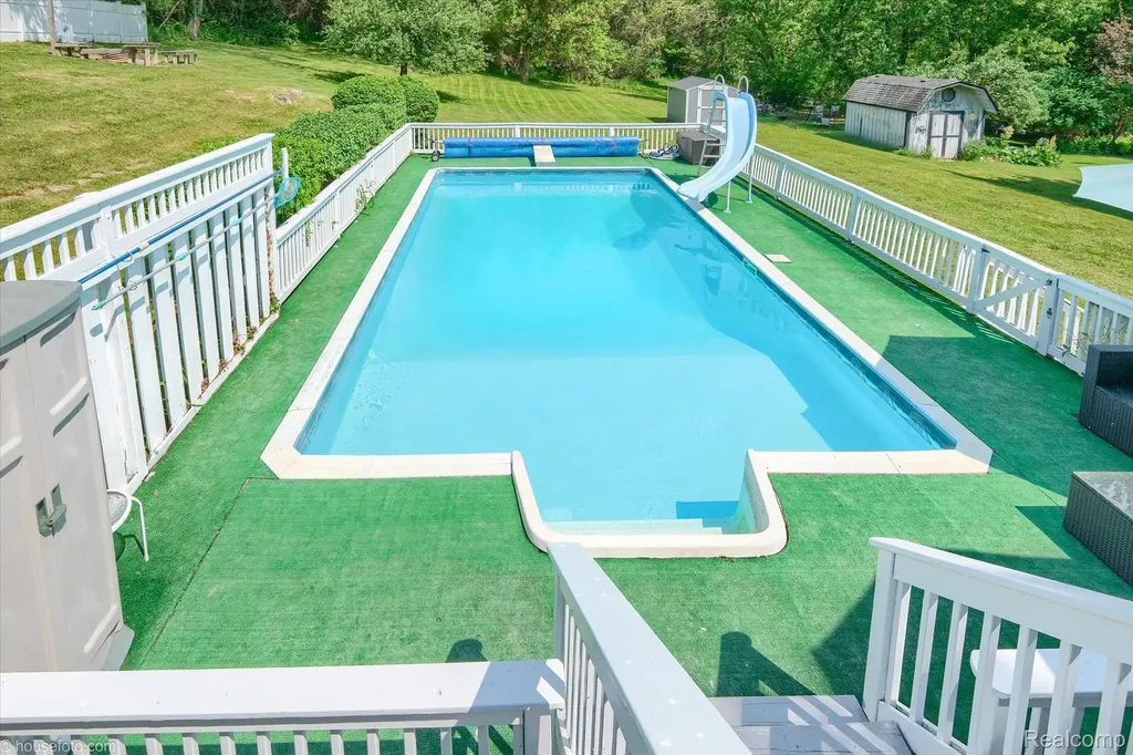 3395 Sandy Shore Drive Metamora Village MI 48455