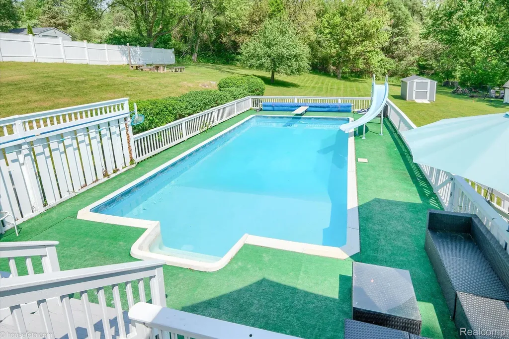 3395 Sandy Shore Drive Metamora Village MI 48455
