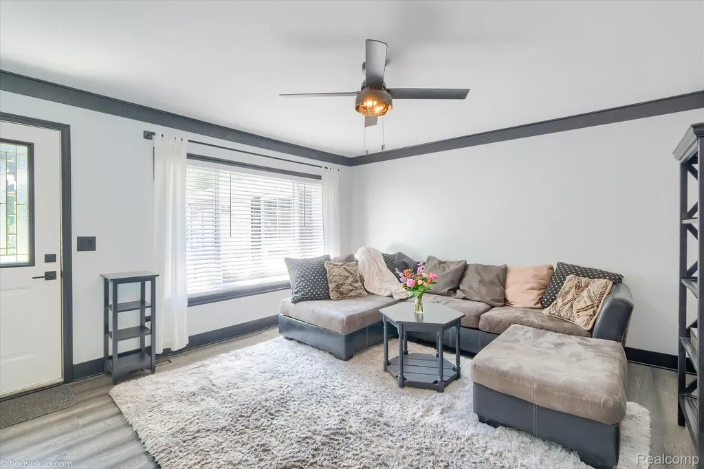 3395 Sandy Shore Drive Metamora Village MI 48455