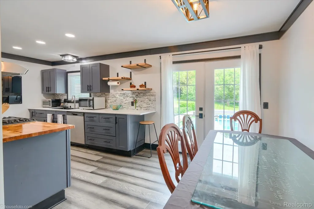 3395 Sandy Shore Drive Metamora Village MI 48455