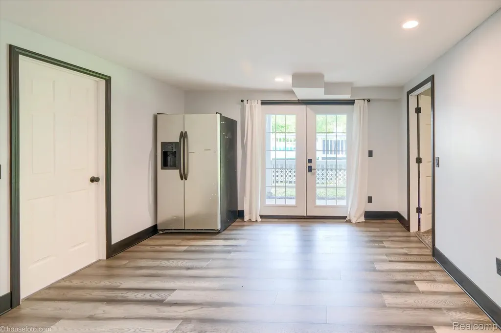 3395 Sandy Shore Drive Metamora Village MI 48455