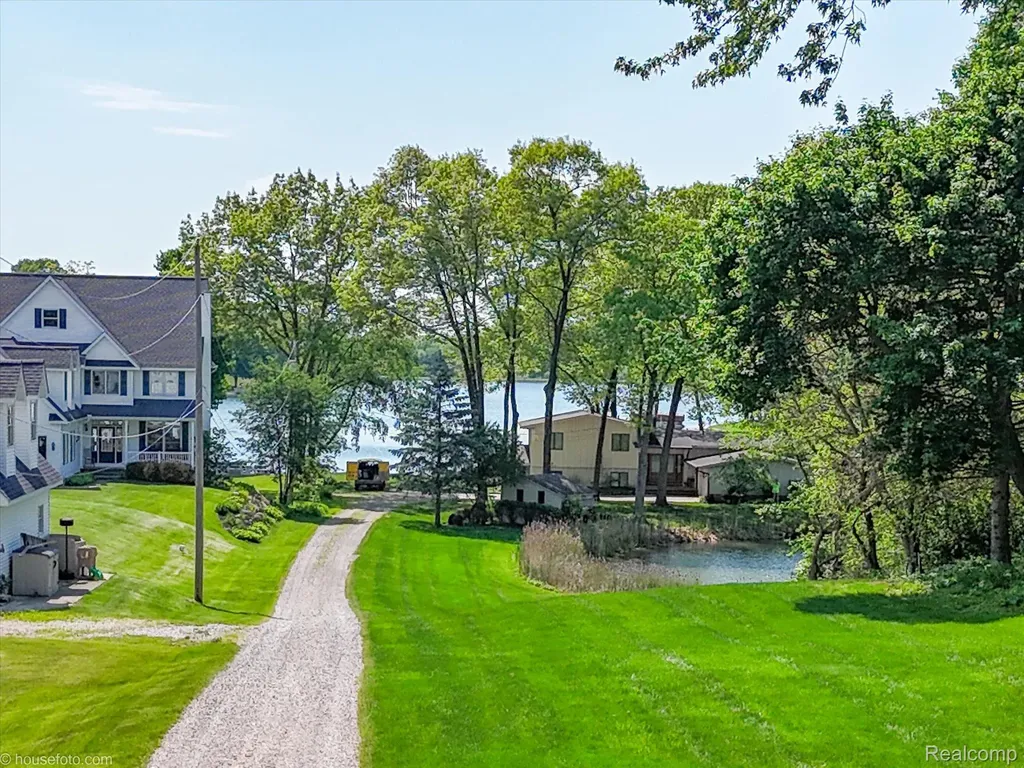 3395 Sandy Shore Drive Metamora Village MI 48455