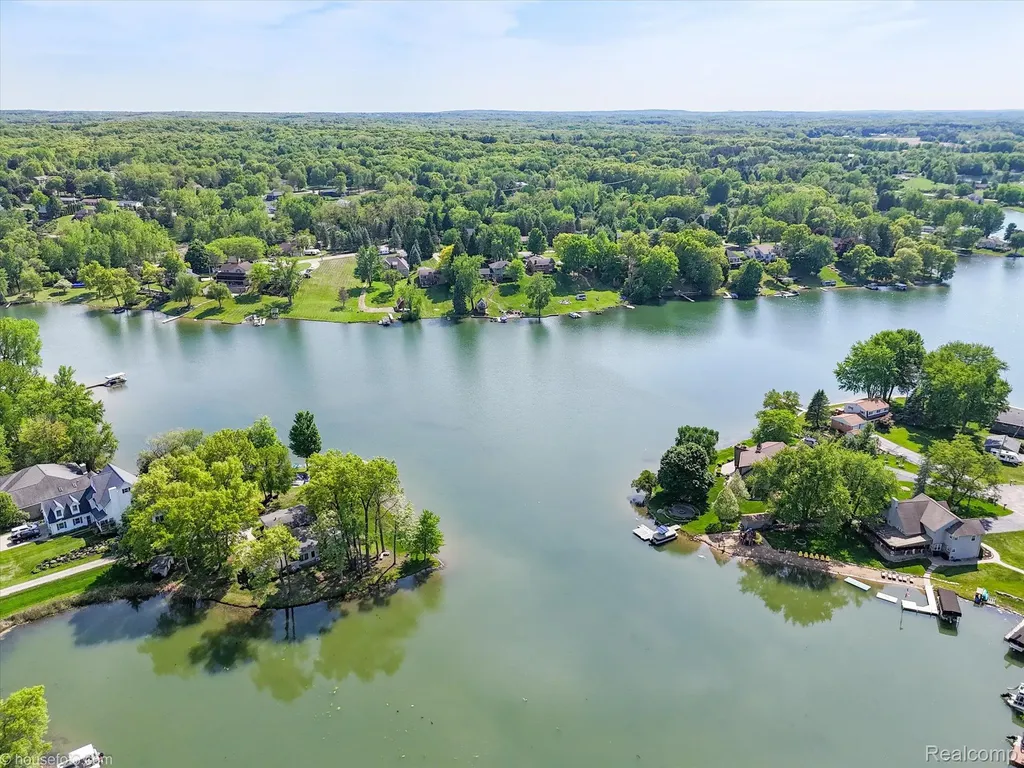 3395 Sandy Shore Drive Metamora Village MI 48455