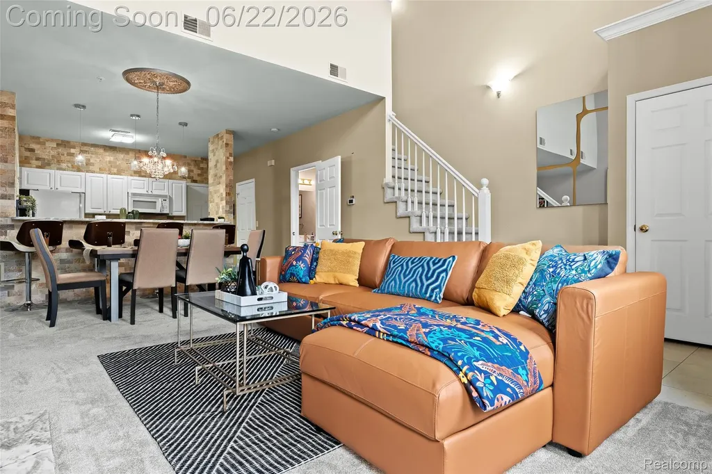 11 N Squirrel Road Auburn Hills City MI 48326