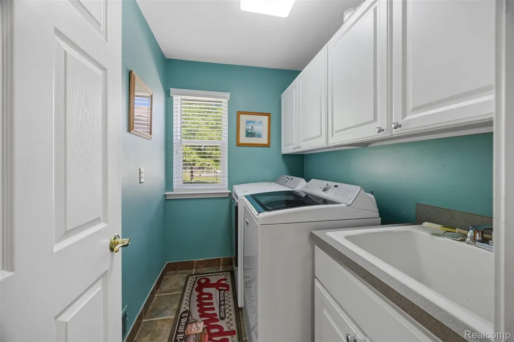 47041 Hidden River Circle N Canton Charter Township MI 48188