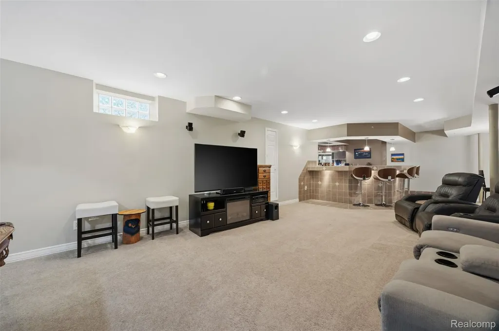 47041 Hidden River Circle N Canton Charter Township MI 48188
