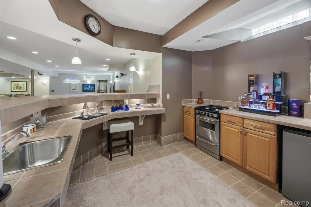 47041 Hidden River Circle N Canton Charter Township MI 48188