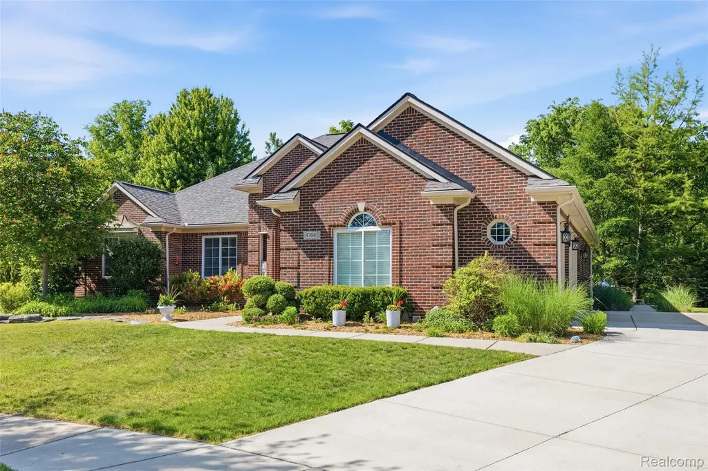 47041 Hidden River Circle N Canton Charter Township MI 48188
