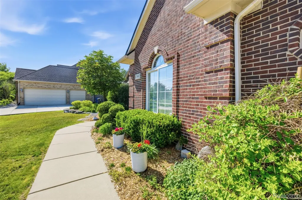 47041 Hidden River Circle N Canton Charter Township MI 48188