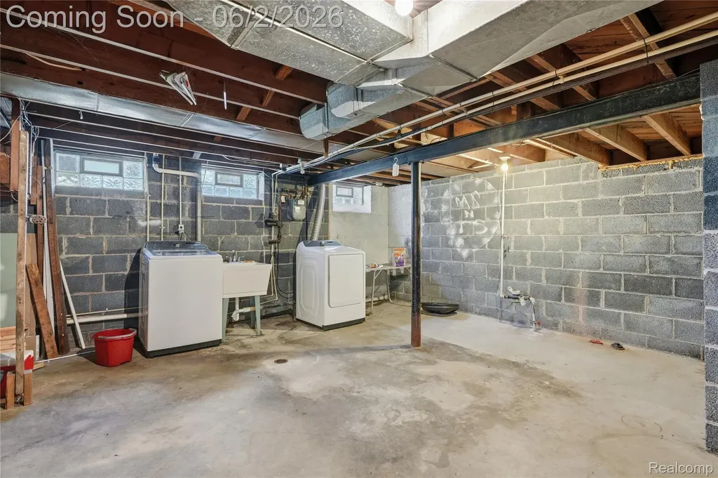 4541 Woodhall Street Detroit City MI 48224