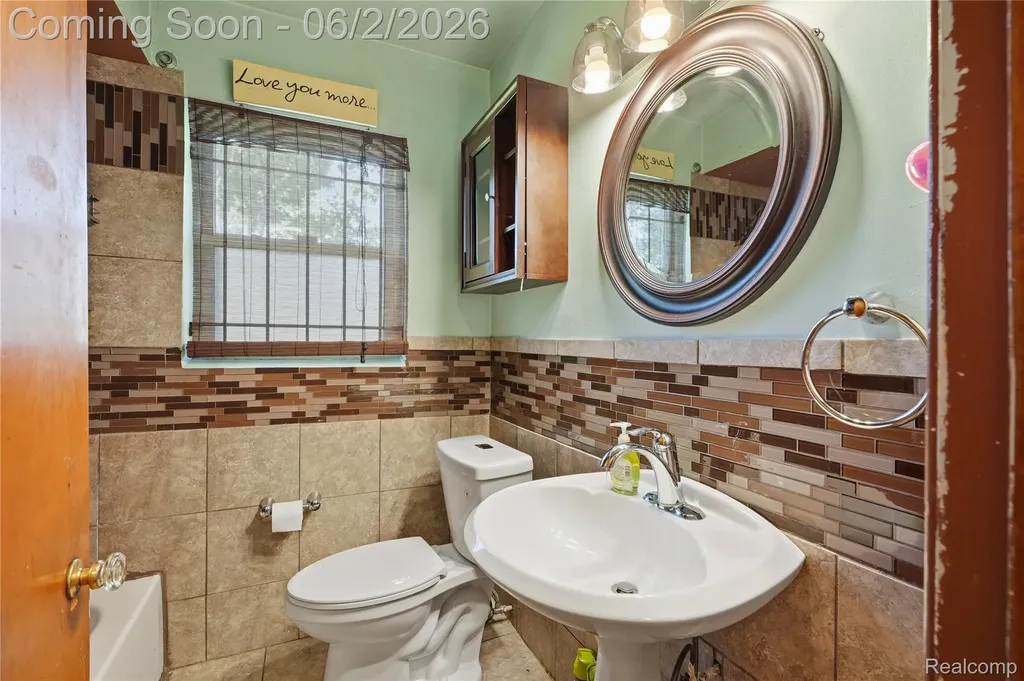 4541 Woodhall Street Detroit City MI 48224