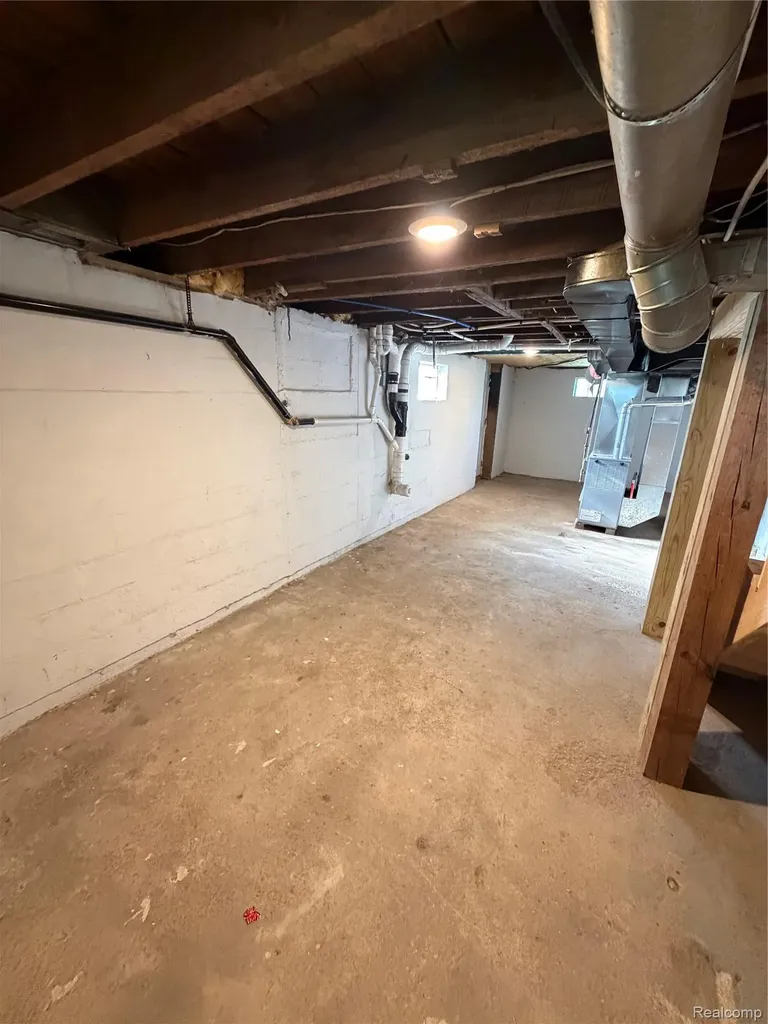 1246 House Road Leroy Township MI 48892