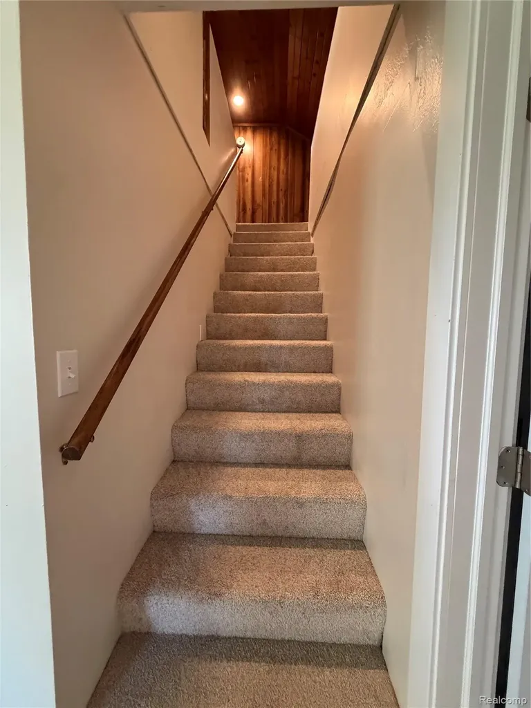 1246 House Road Leroy Township MI 48892