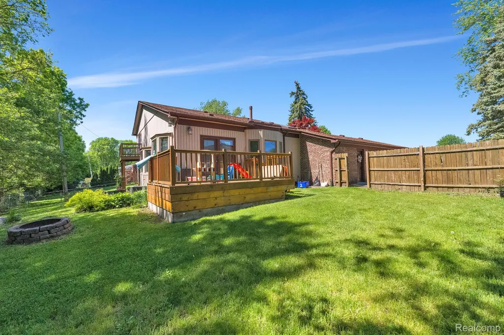 18823 Millar Road Clinton Charter Township MI 48036