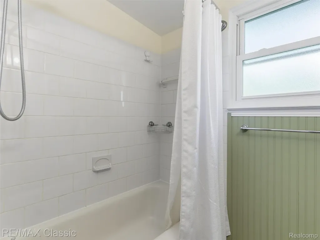41020 Greenbriar Lane Plymouth Charter Township MI 48170