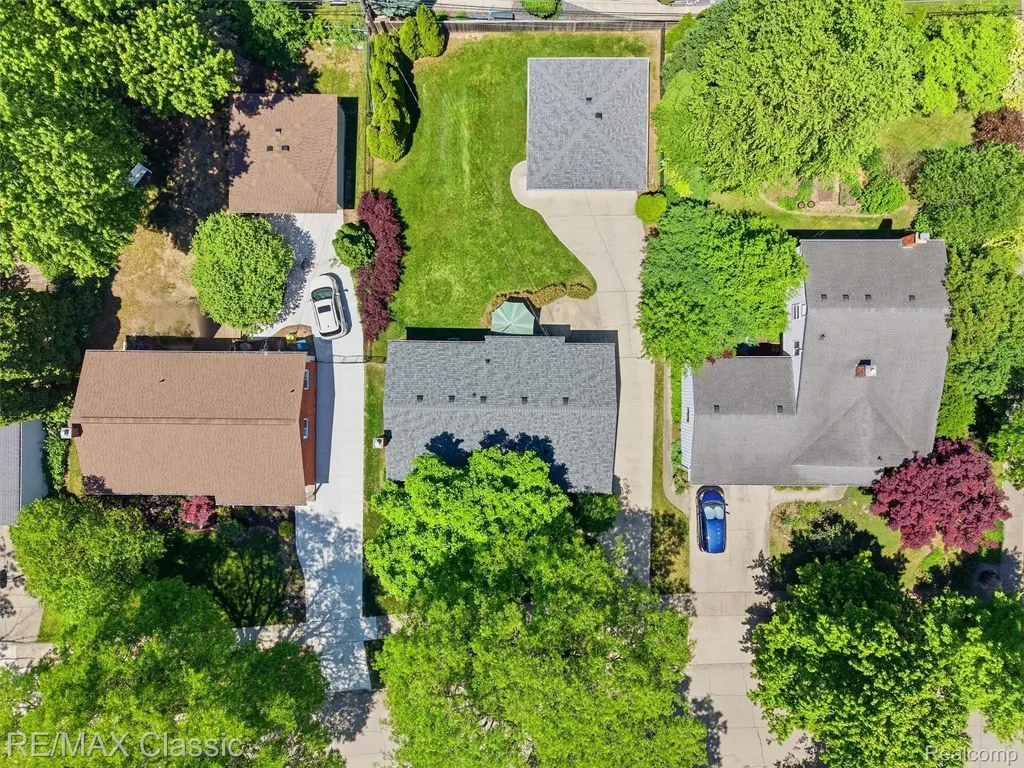 41020 Greenbriar Lane Plymouth Charter Township MI 48170