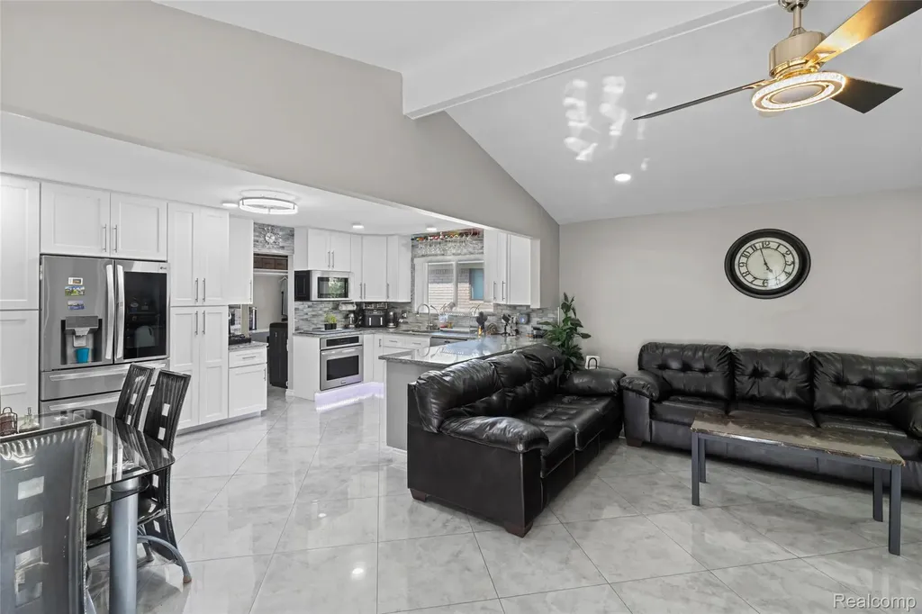 13670 Terra Santa Drive Sterling Heights City MI 48312