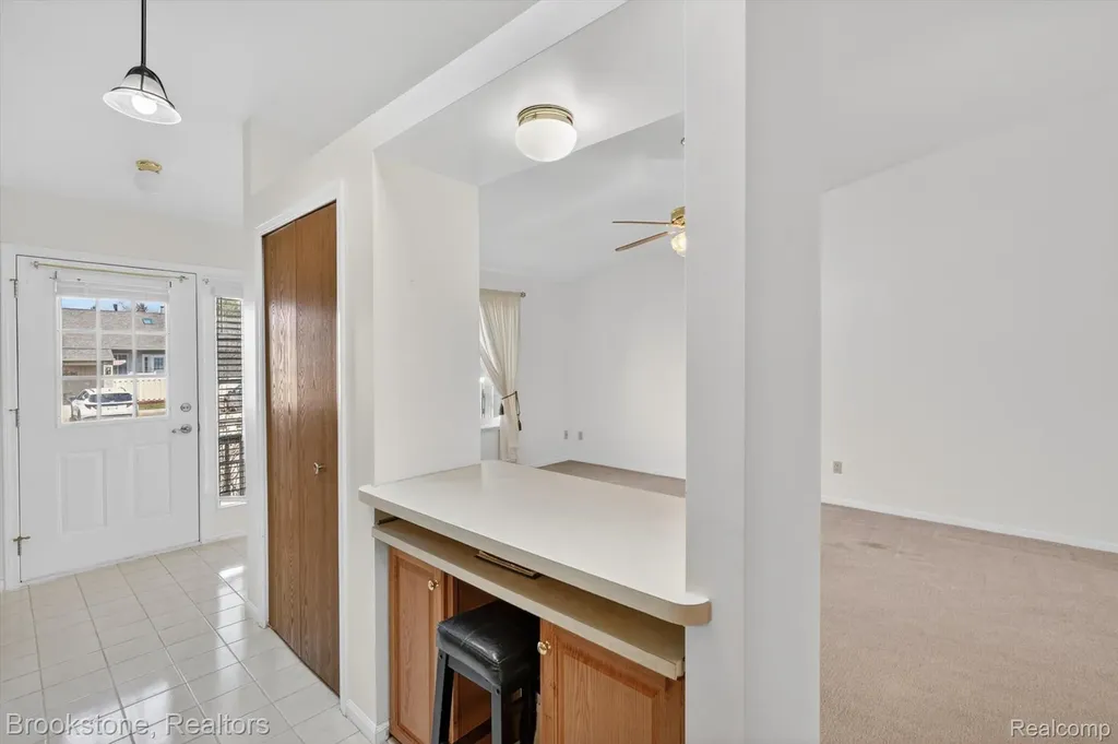 62401 Raleigh Court South Lyon City MI 48178