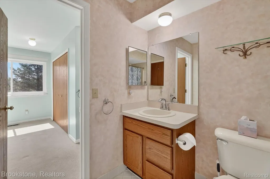 62401 Raleigh Court South Lyon City MI 48178