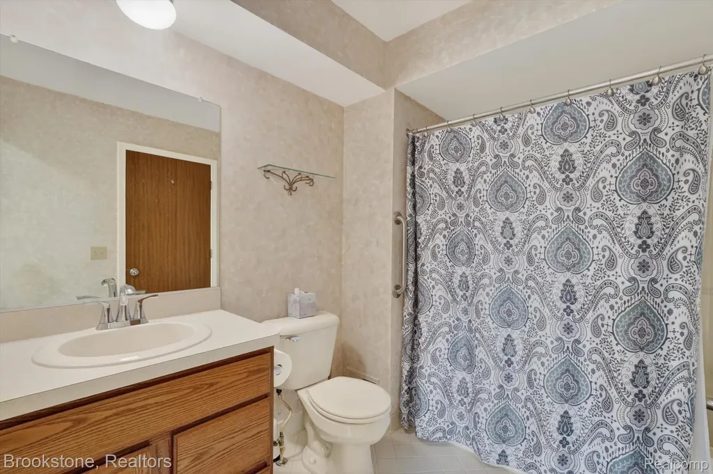 62401 Raleigh Court South Lyon City MI 48178