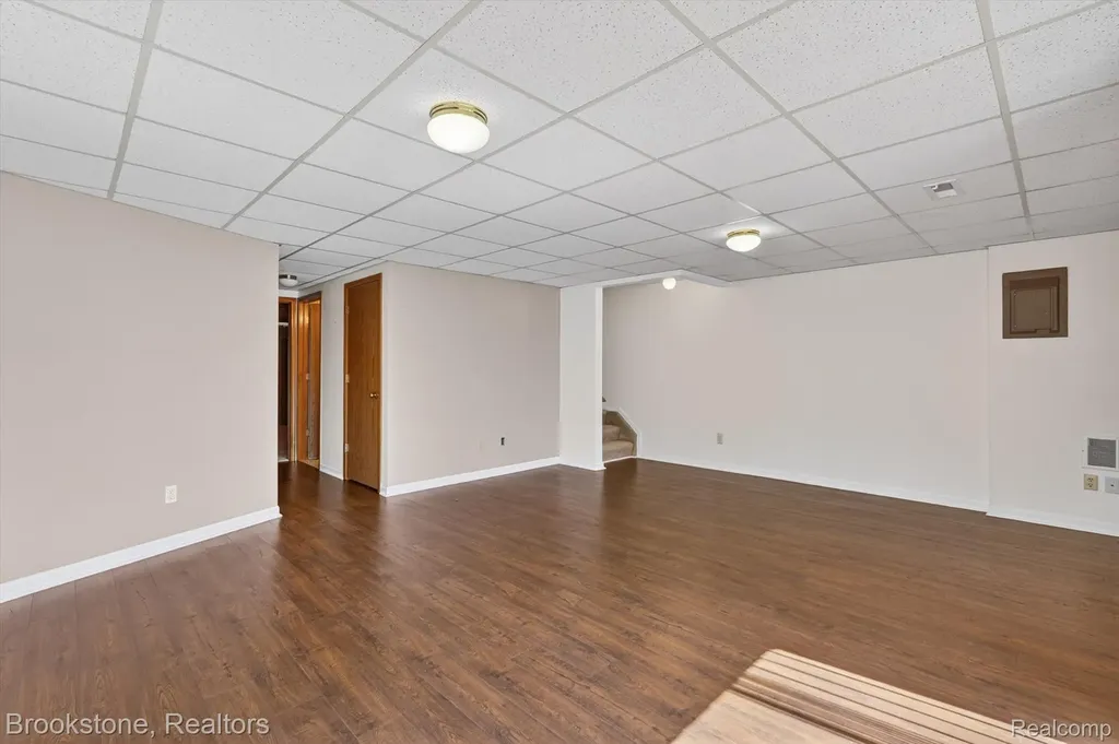 62401 Raleigh Court South Lyon City MI 48178