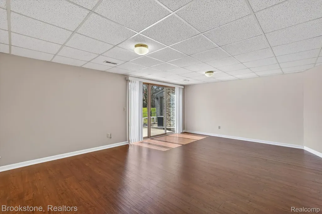 62401 Raleigh Court South Lyon City MI 48178