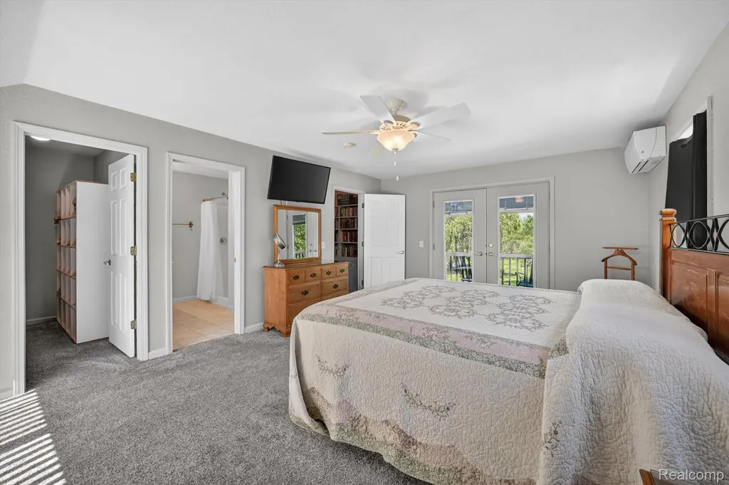 10520 North Dixie Berlin Charter Township MI 48179