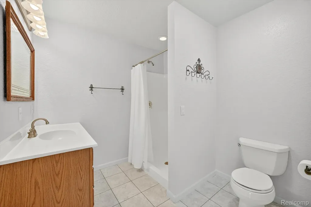 10520 North Dixie Berlin Charter Township MI 48179